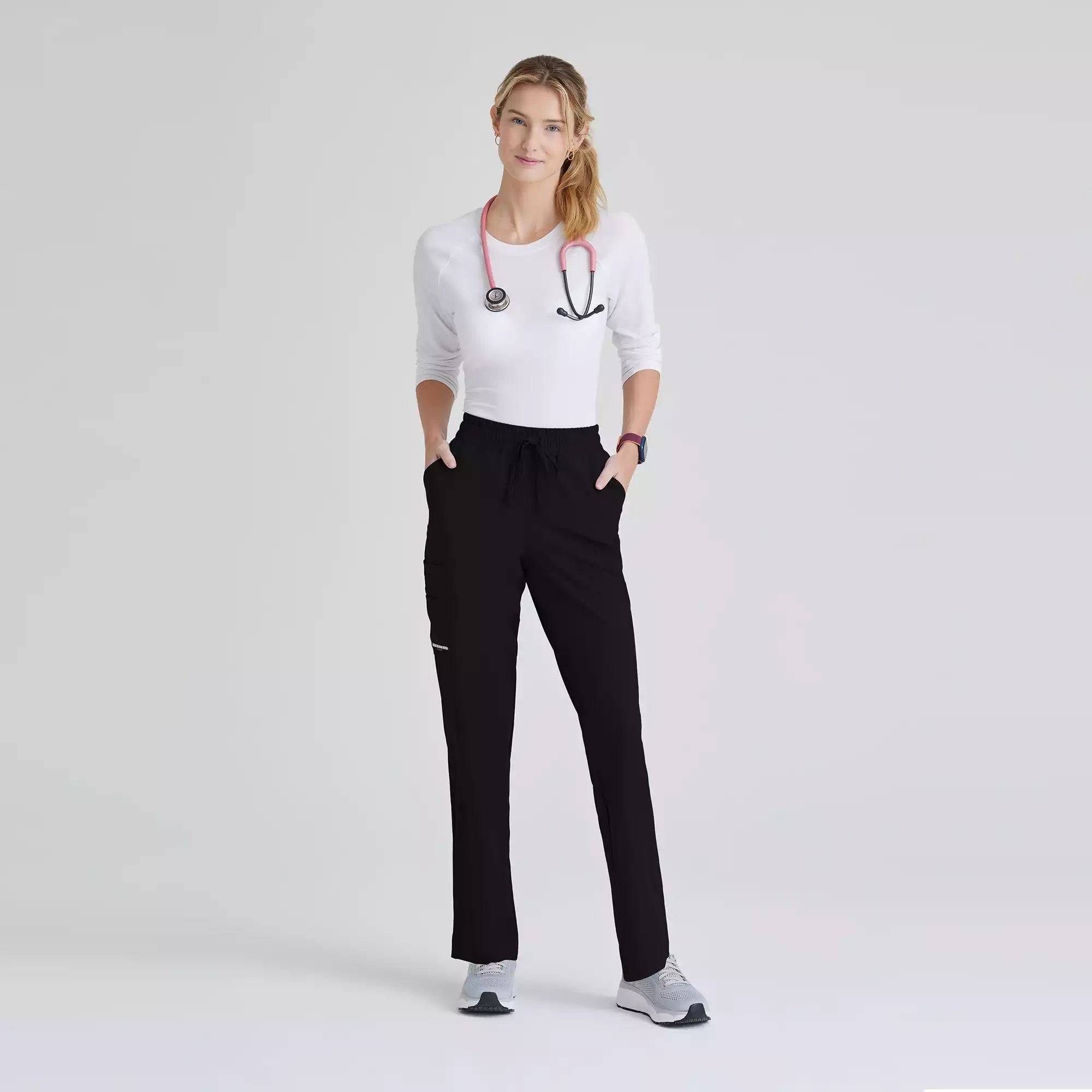 Skechers Women's 6 Pocket Elastic Waist Tapered Pant |  SKP623