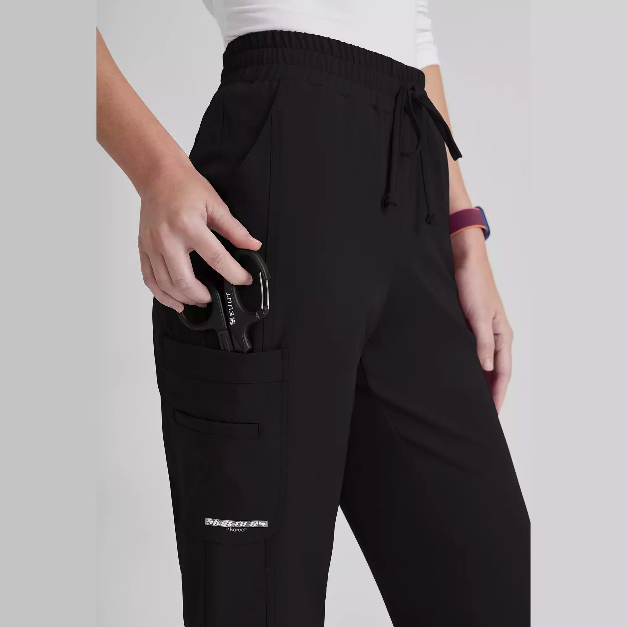 Skechers Women's 6 Pocket Elastic Waist Tapered Pant |  SKP623