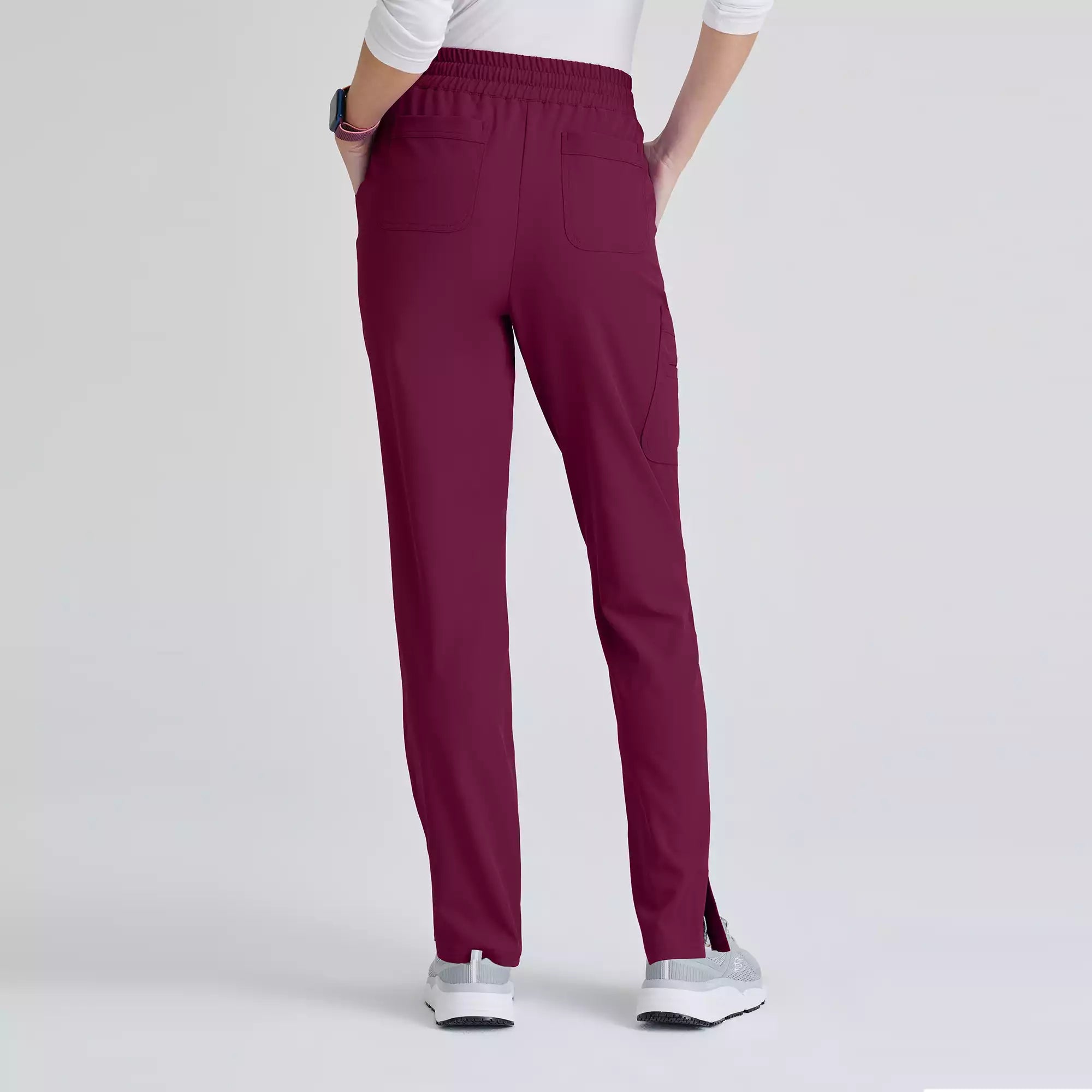 Skechers Women's 6 Pocket Elastic Waist Tapered Pant |  SKP623