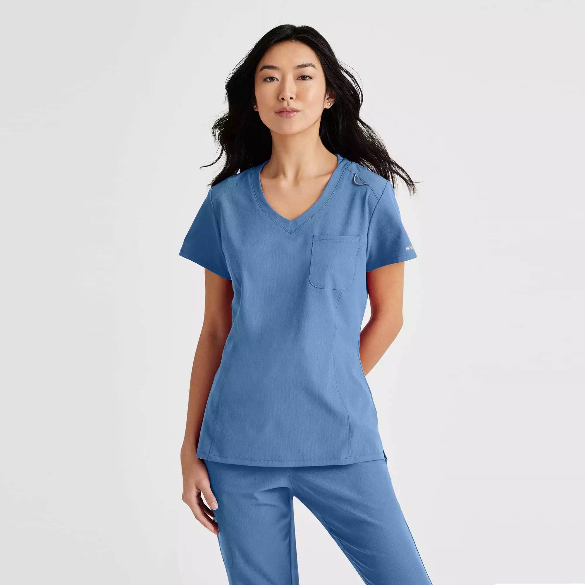 Skechers Women's Single Pocket V-Neck Tuck In Top | SKT147