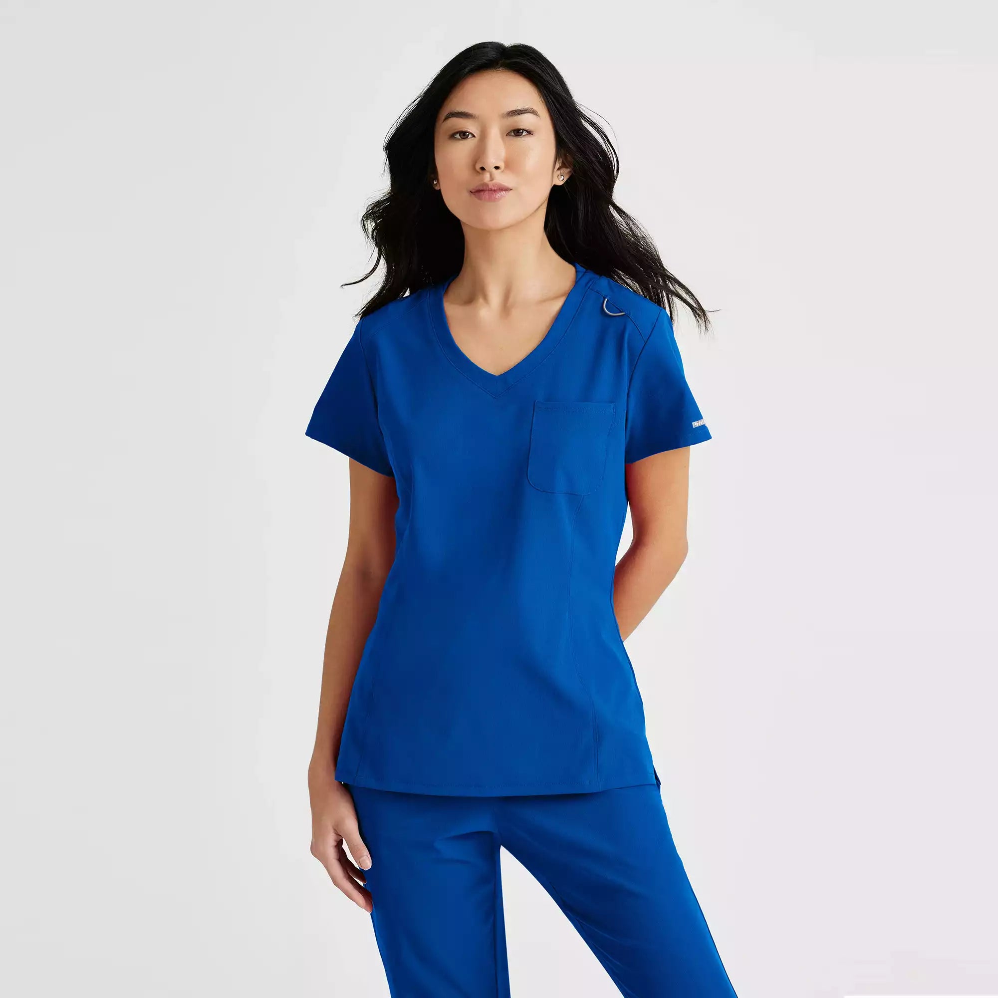 Skechers Women's Single Pocket V-Neck Tuck In Top | SKT147