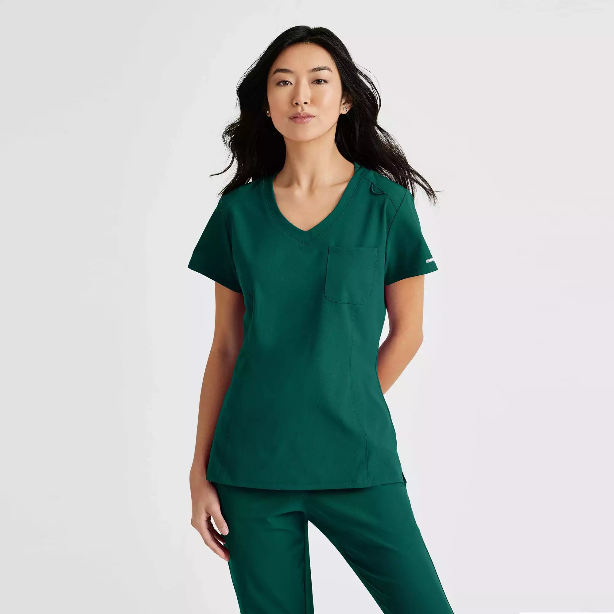 Skechers Women's Single Pocket V-Neck Tuck In Top | SKT147