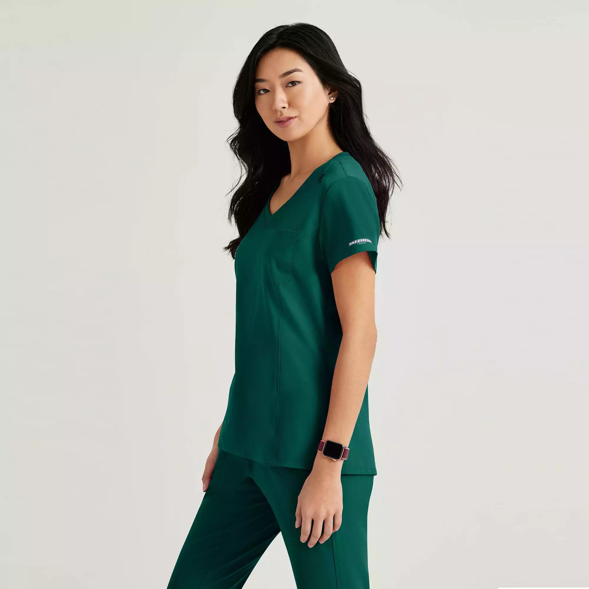 Skechers Women's Single Pocket V-Neck Tuck In Top | SKT147