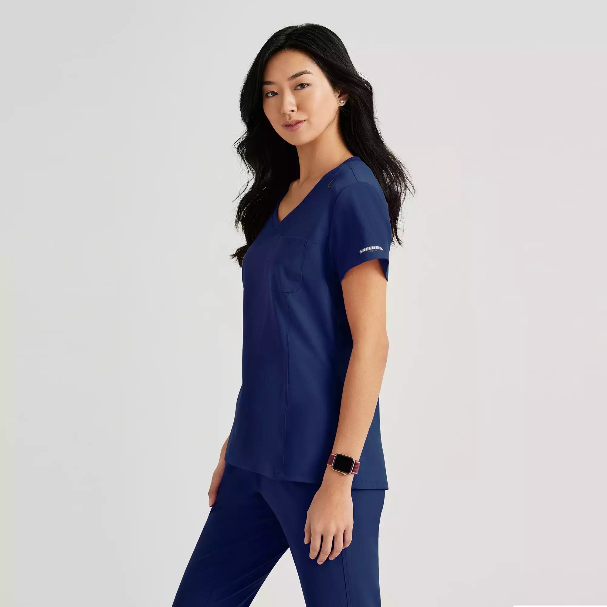 Skechers Women's Single Pocket V-Neck Tuck In Top | SKT147
