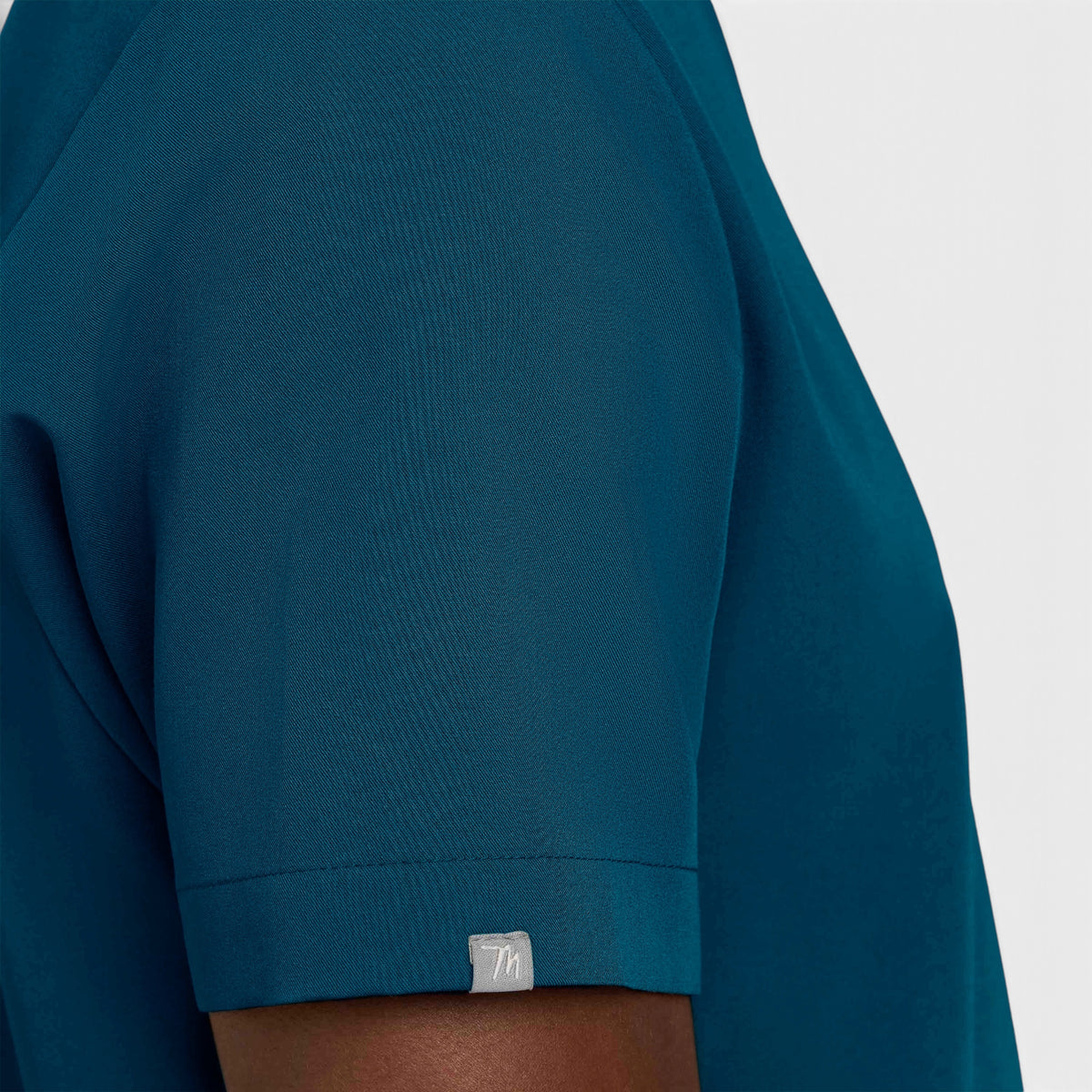 Men's 3 Pocket Scrub Top | T171