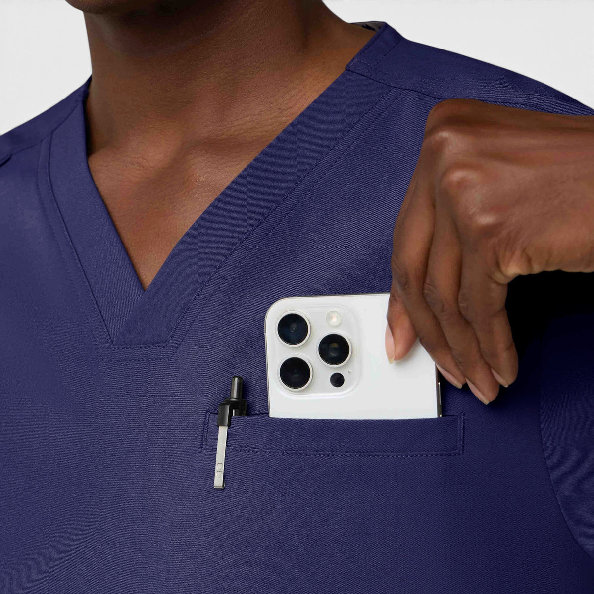 Men's 3 Pocket Scrub Top | T171