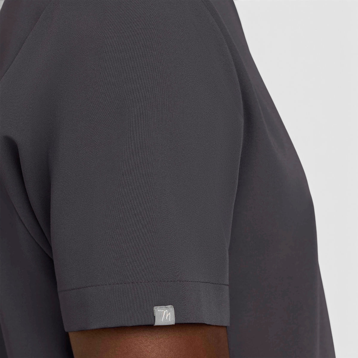 Men's 3 Pocket Scrub Top | T171