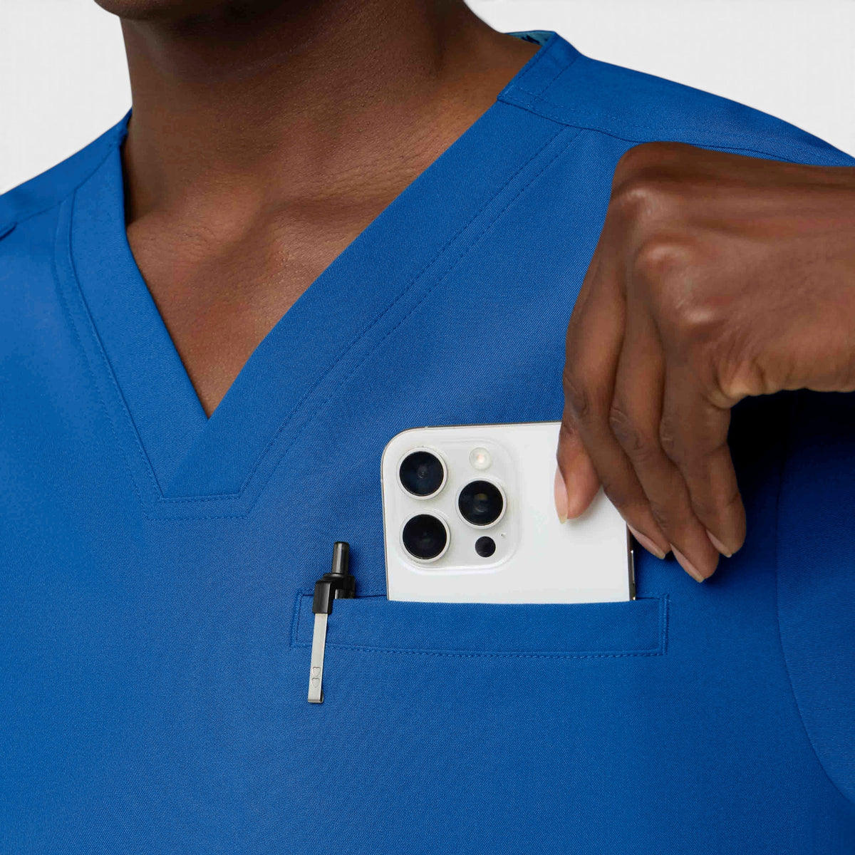 Men's 3 Pocket Scrub Top | T171
