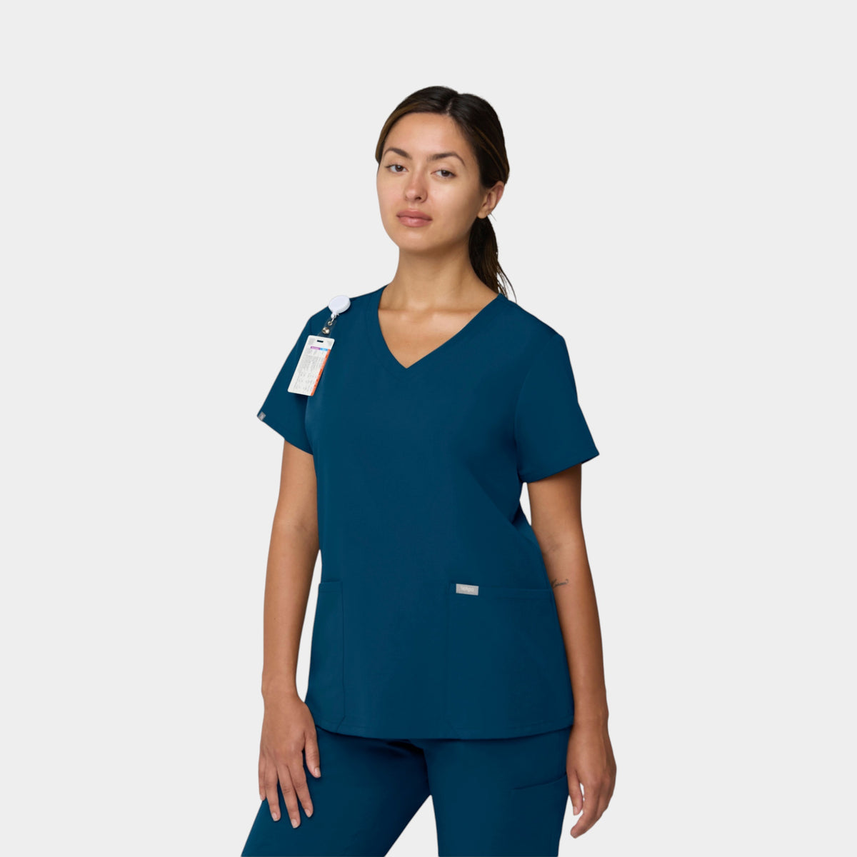 Curved V-Neck 2 Pocket Top | T101
