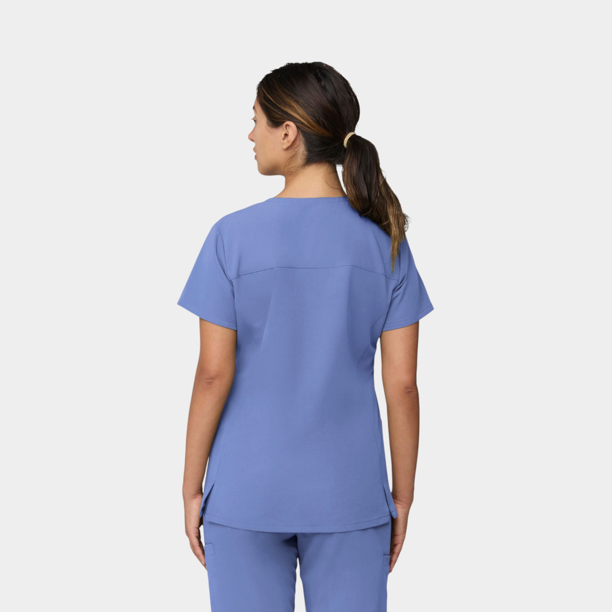 Curved V-Neck 2 Pocket Top | T101