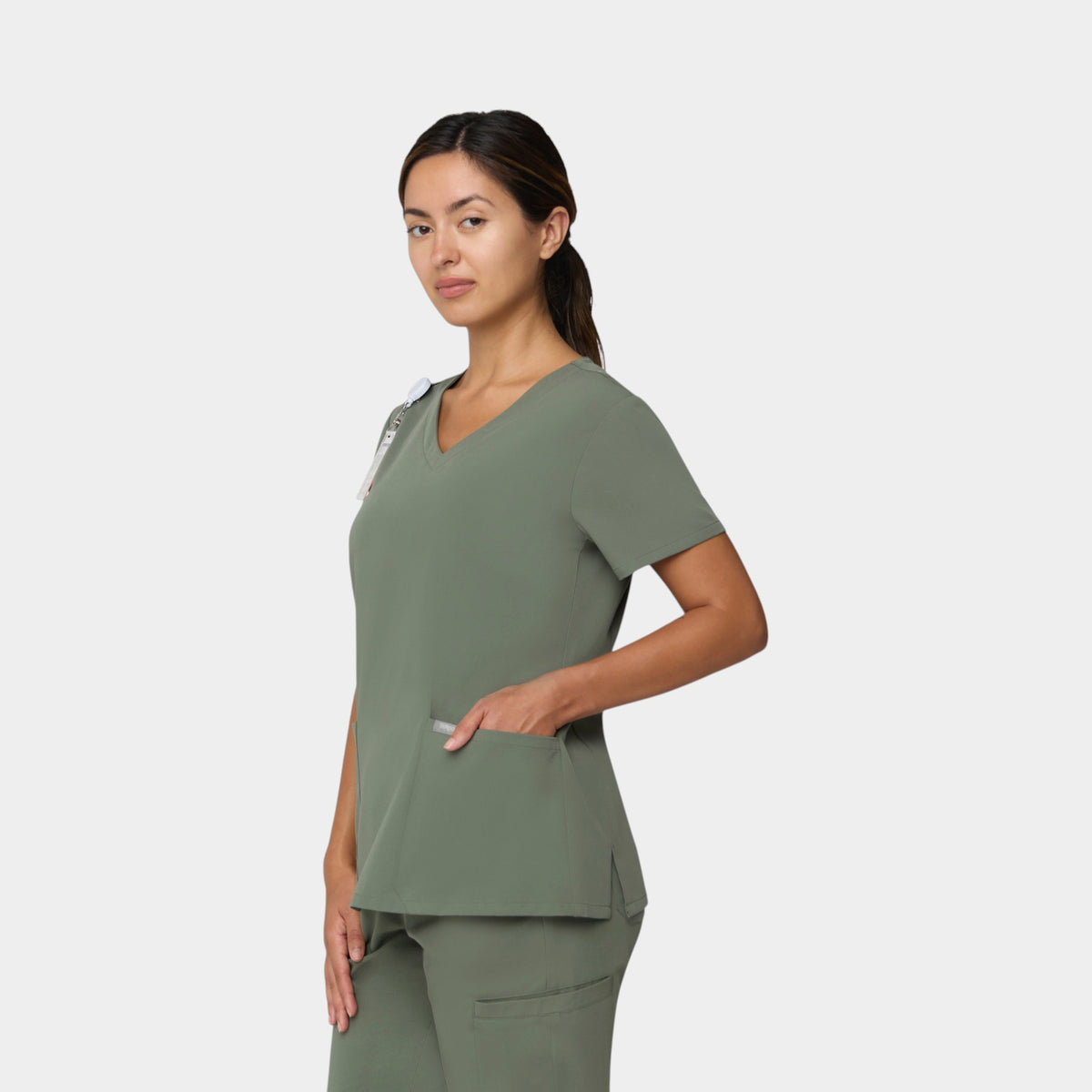 Curved V-Neck 2 Pocket Top | T101