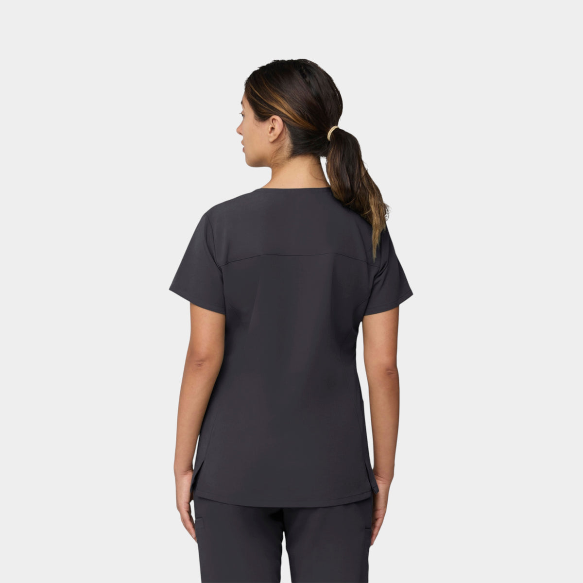 Curved V-Neck 2 Pocket Top | T101