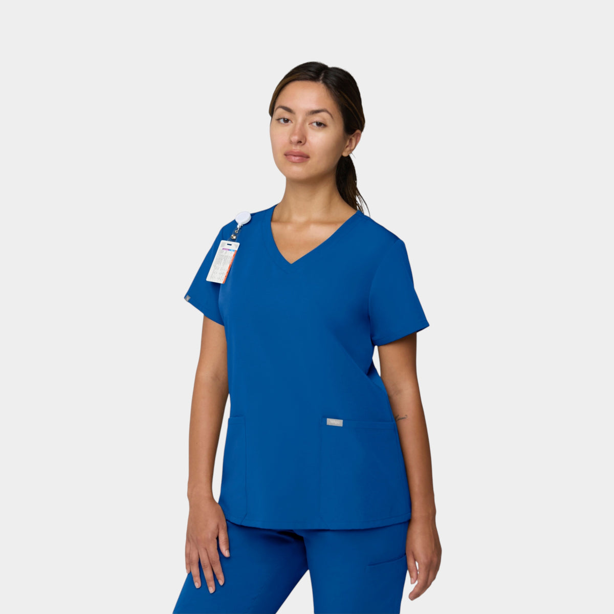 Curved V-Neck 2 Pocket Top | T101