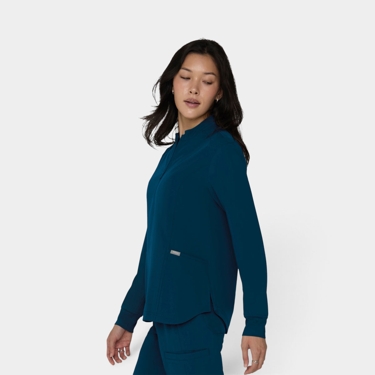 Women's 2-Pocket Zip Jacket with Shirttail Hem | T301