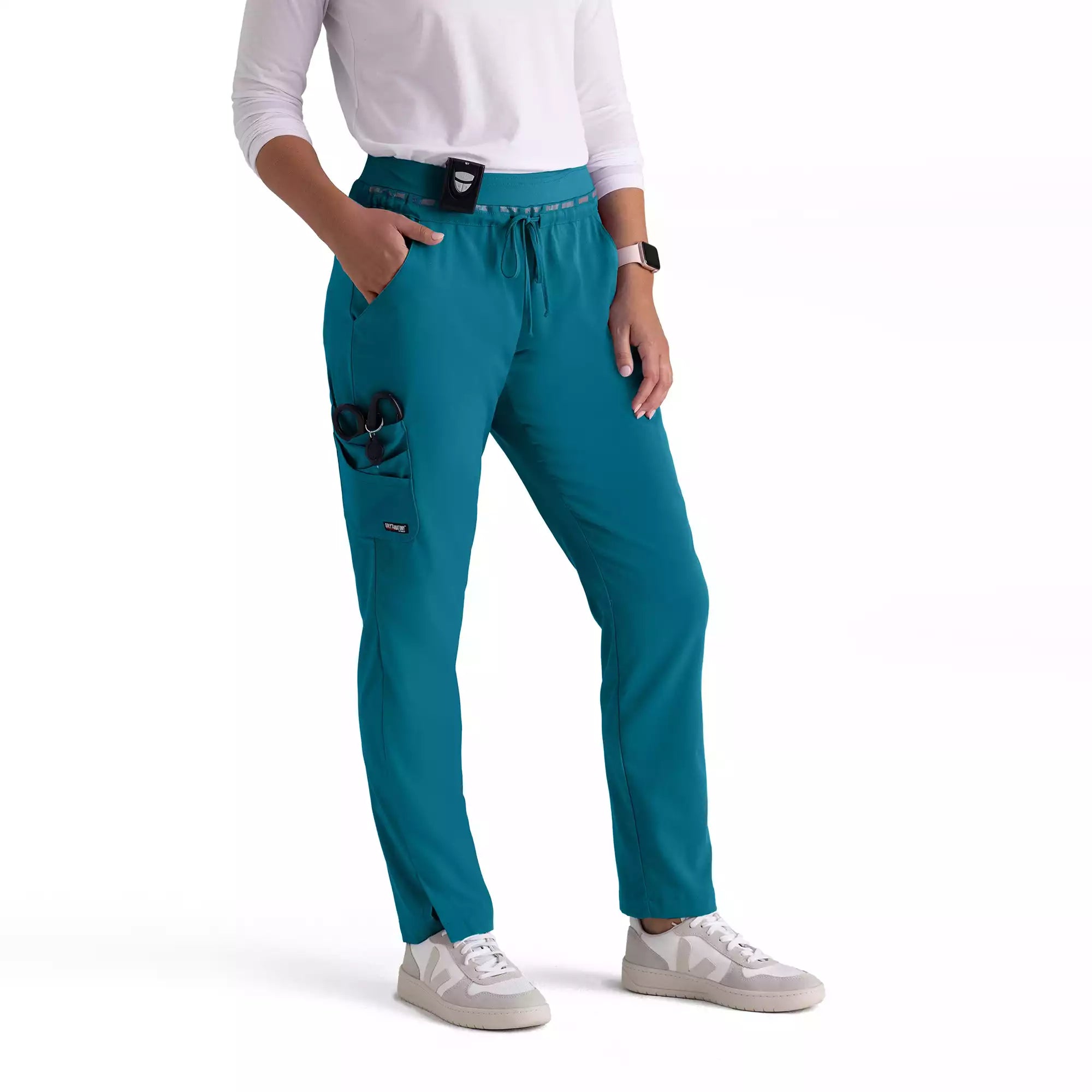 Women's Double Cargo Tapered Scrub Pants with Elastic Waistband | GRSP526