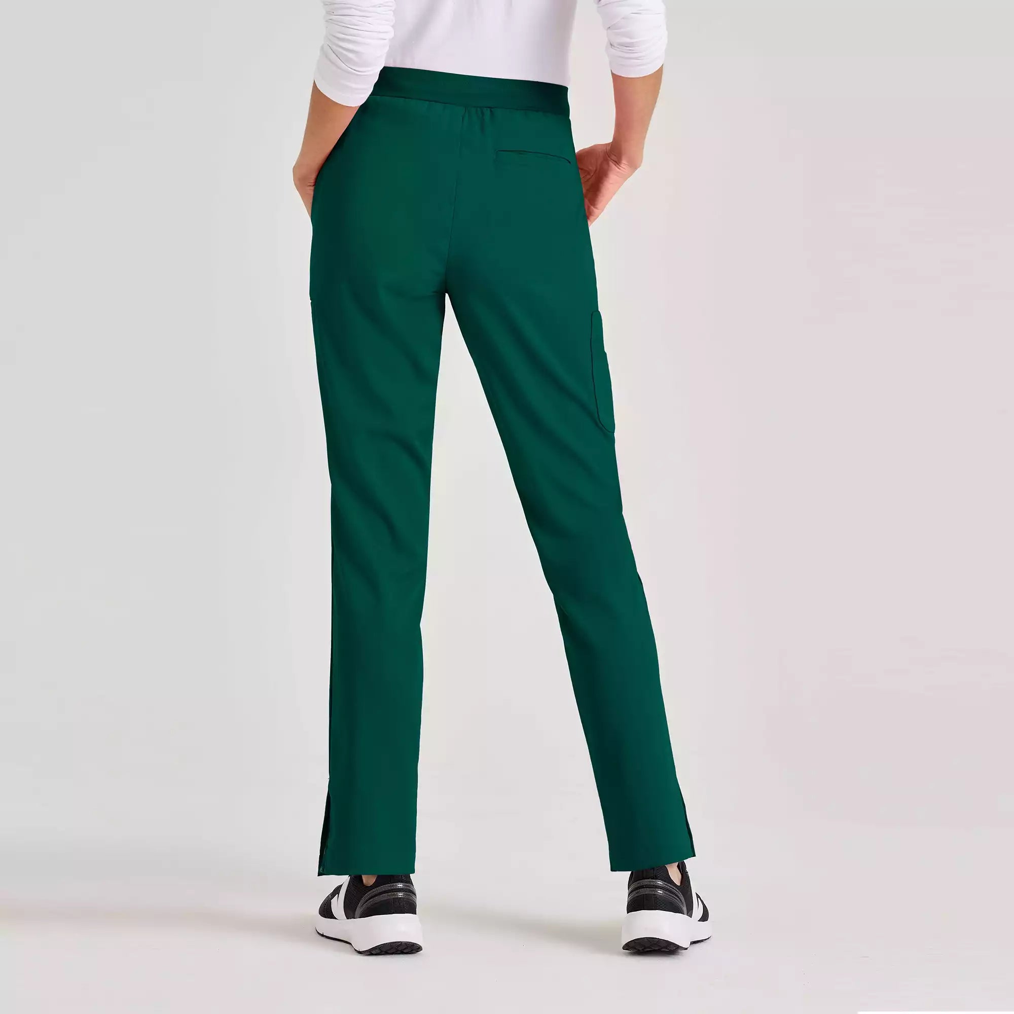 Women's Double Cargo Tapered Scrub Pants with Elastic Waistband | GRSP526