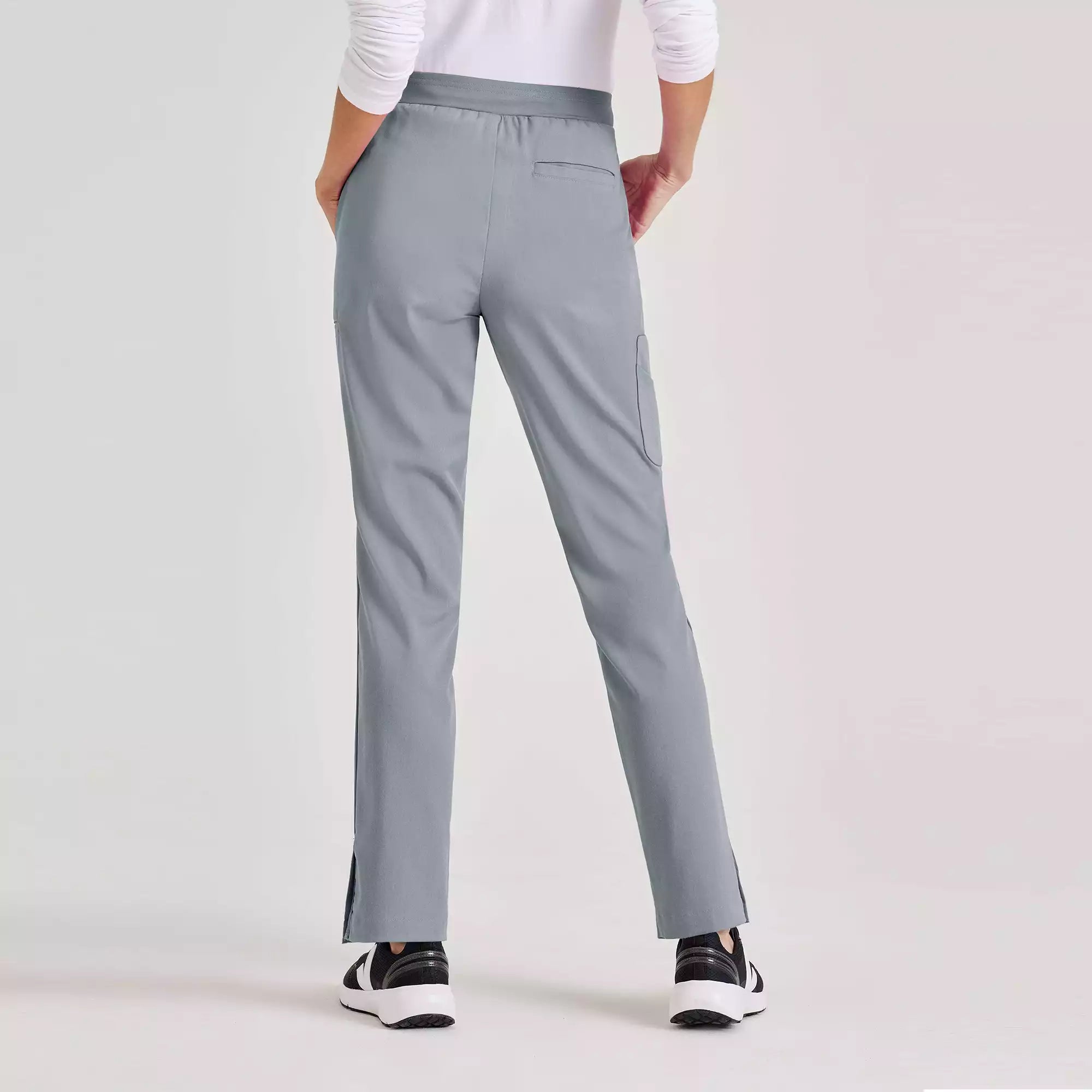 Women's Double Cargo Tapered Scrub Pants with Elastic Waistband | GRSP526