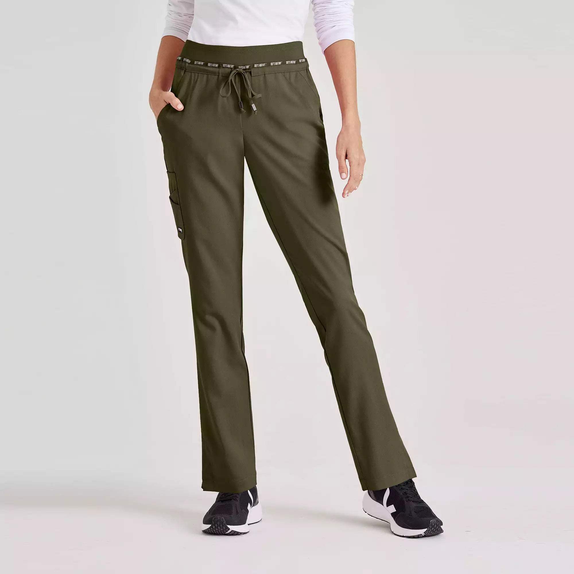 Women's Double Cargo Tapered Scrub Pants with Elastic Waistband | GRSP526