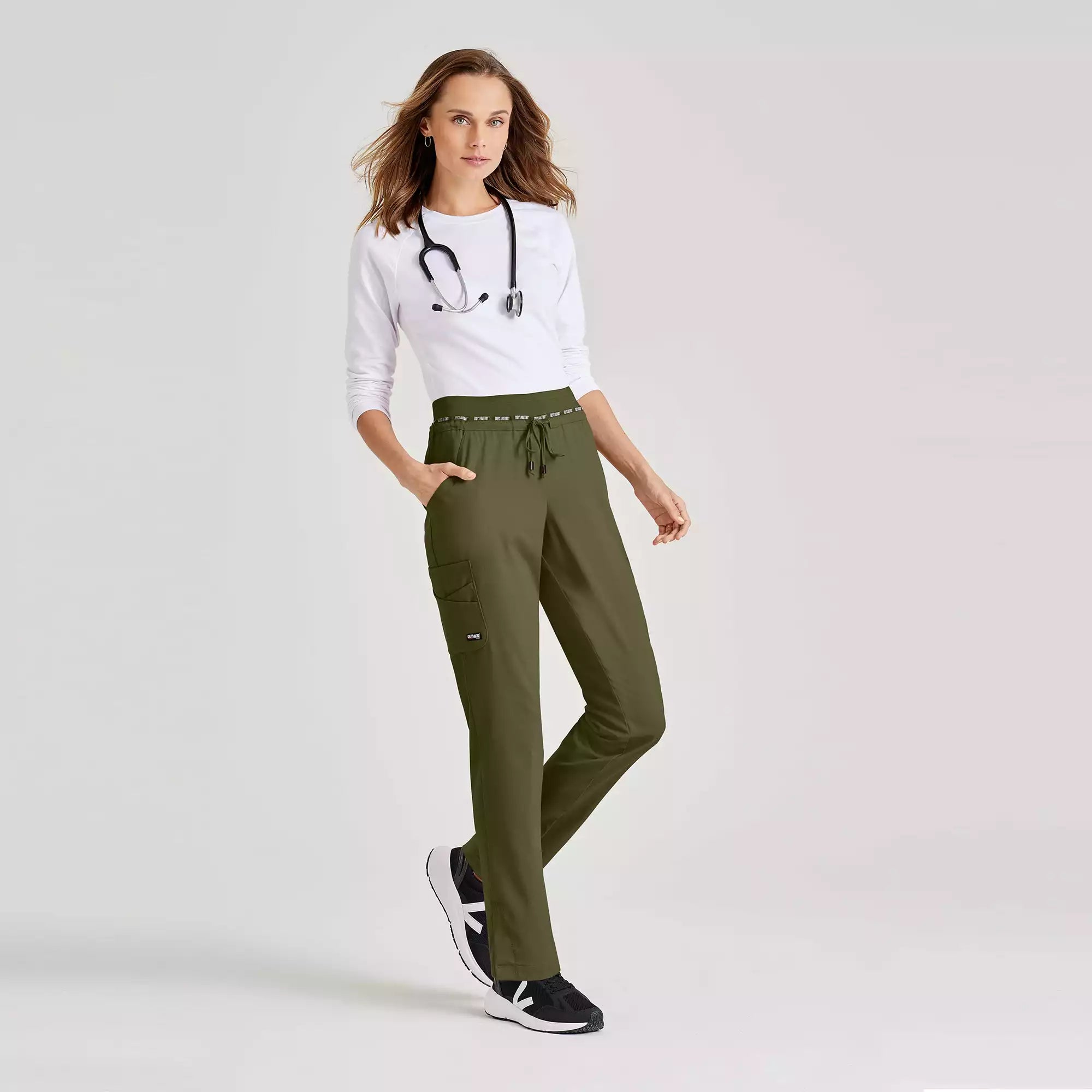 Women's Double Cargo Tapered Scrub Pants with Elastic Waistband | GRSP526