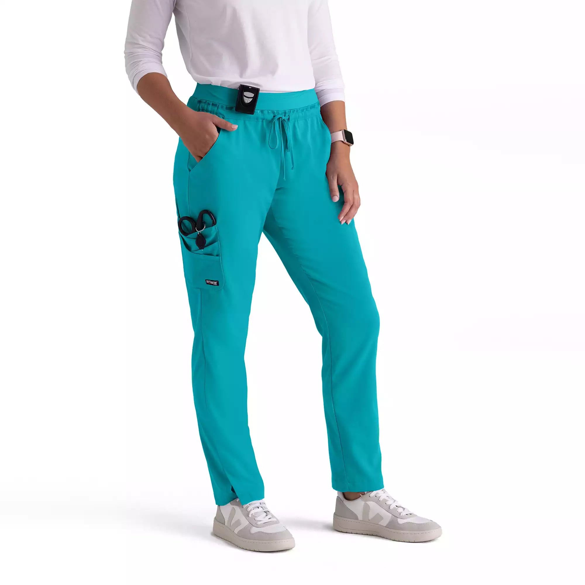 Women's Double Cargo Tapered Scrub Pants with Elastic Waistband | GRSP526