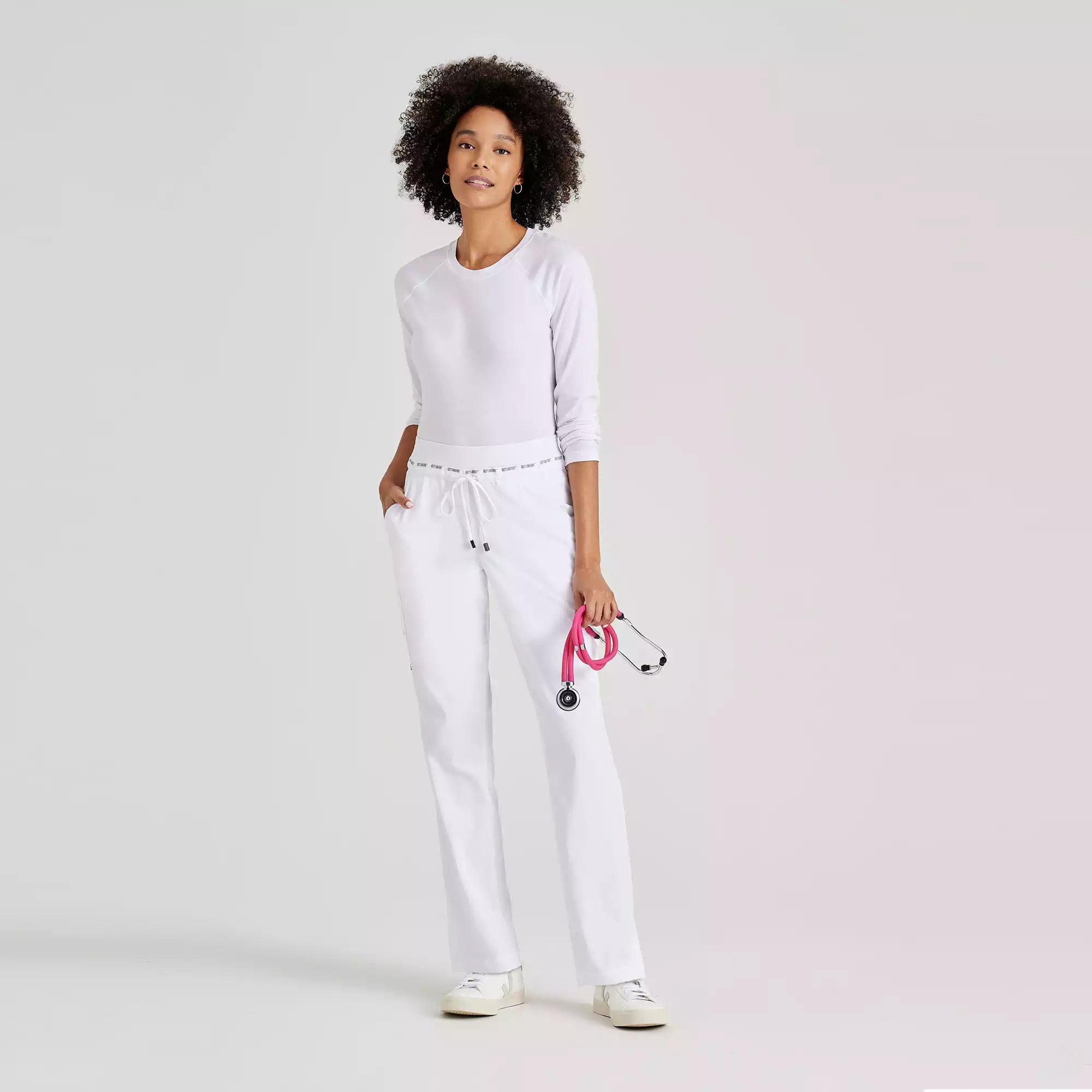 Women's Double Cargo Tapered Scrub Pants with Elastic Waistband | GRSP526