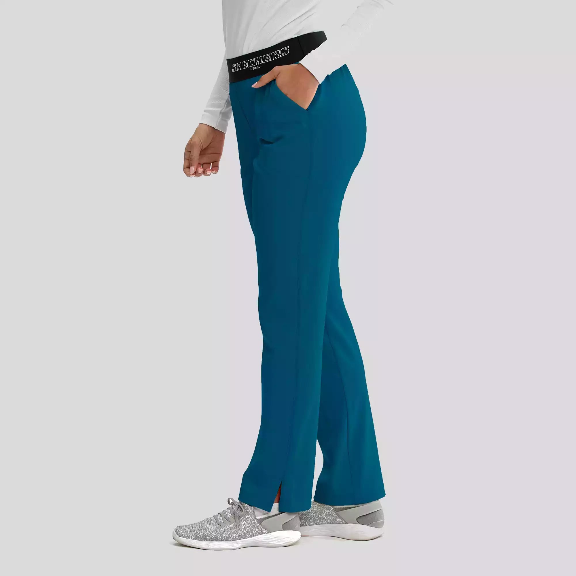 Women's Elastic Waist Cargo Scrub Pants | SK202