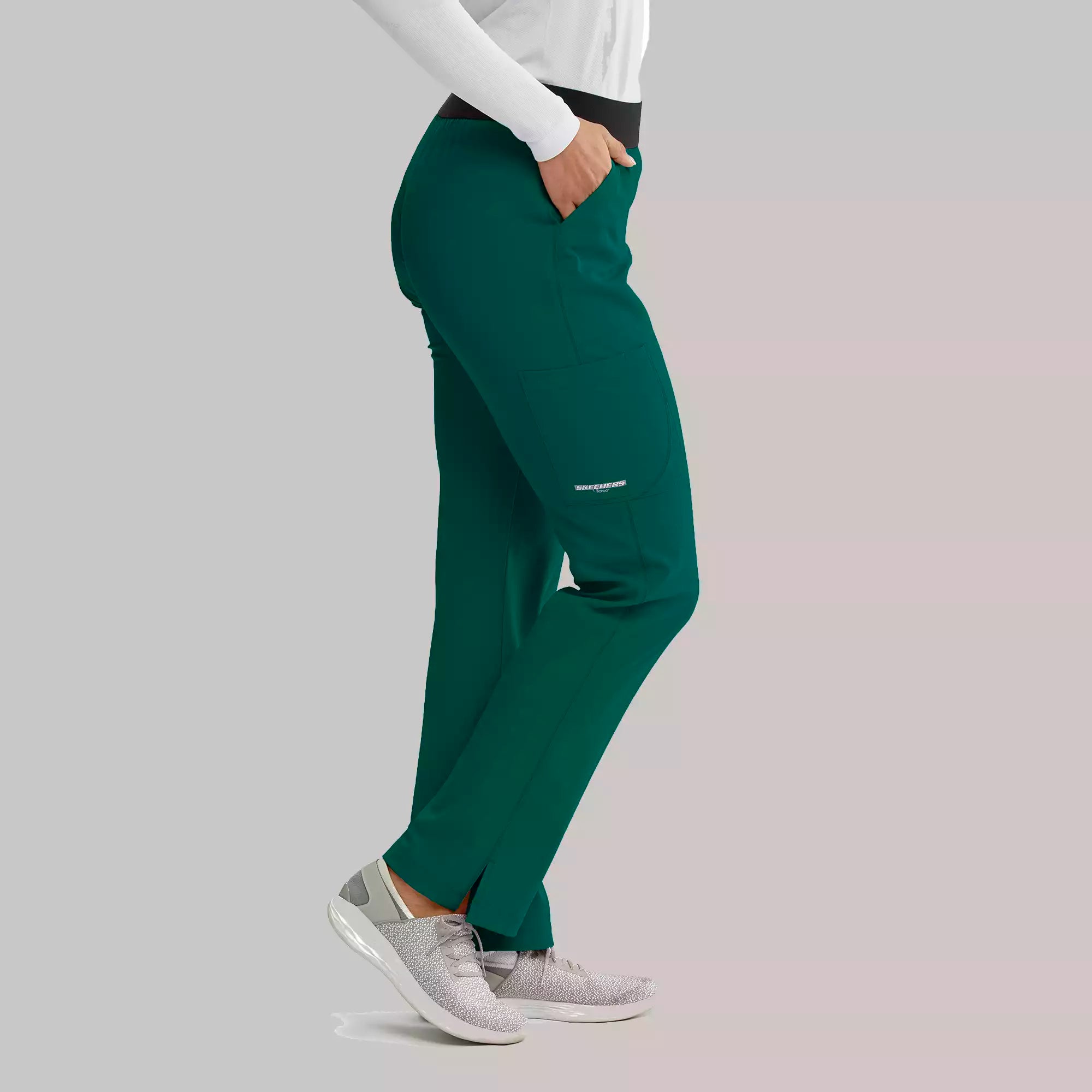 Women's Elastic Waist Cargo Scrub Pants | SK202