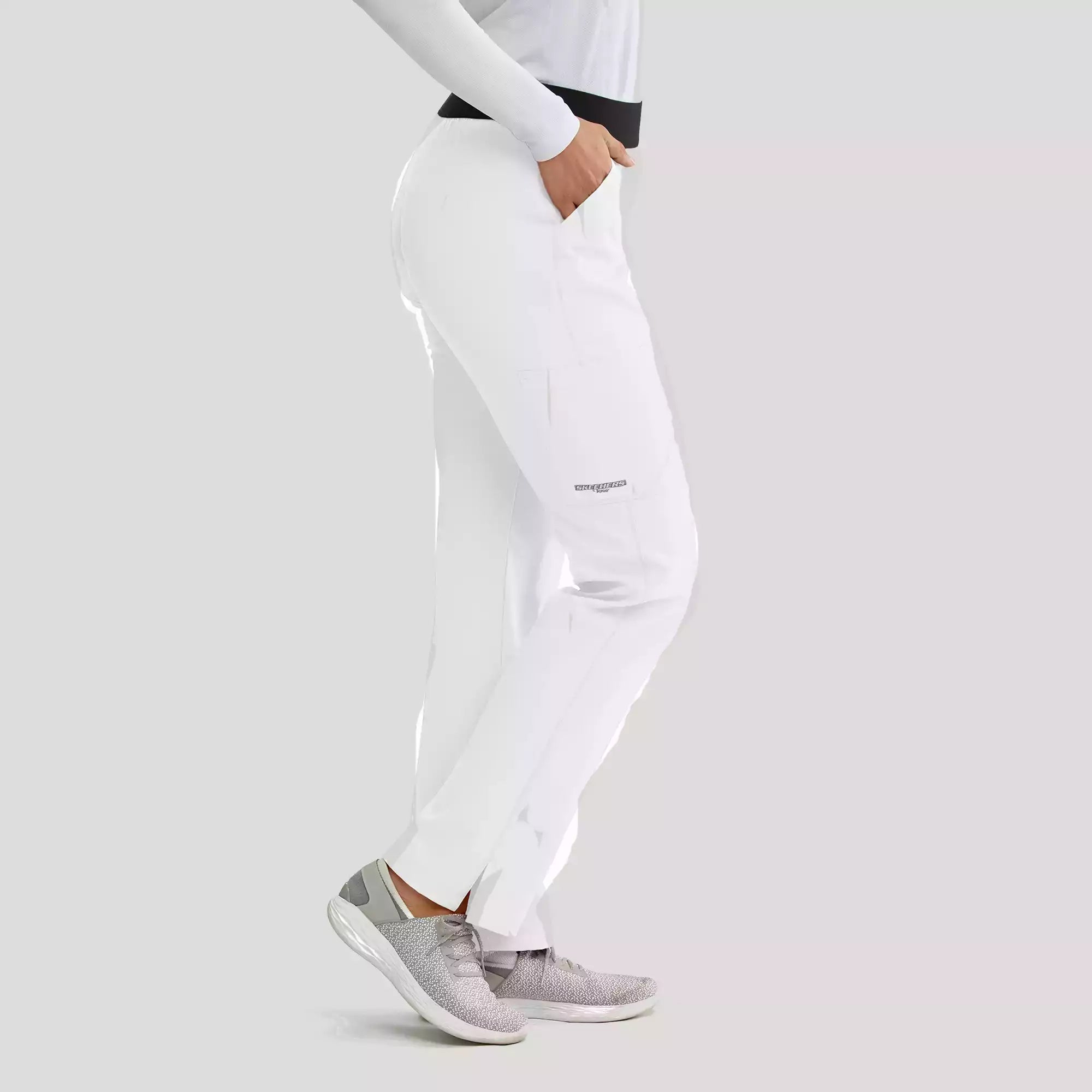 Women's Elastic Waist Cargo Scrub Pants | SK202