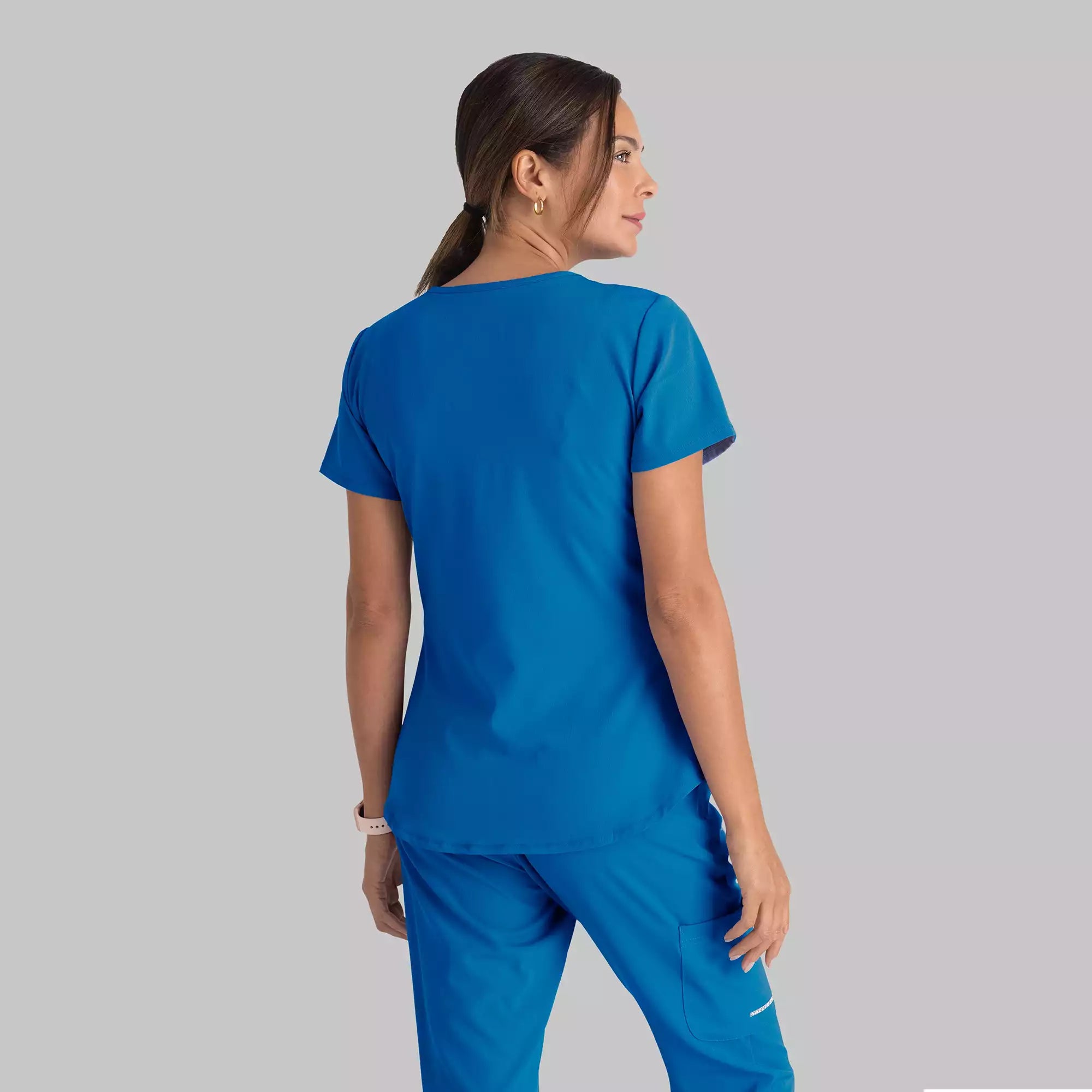 Women's Modern Fit V-Neck Scrub Top | SK101