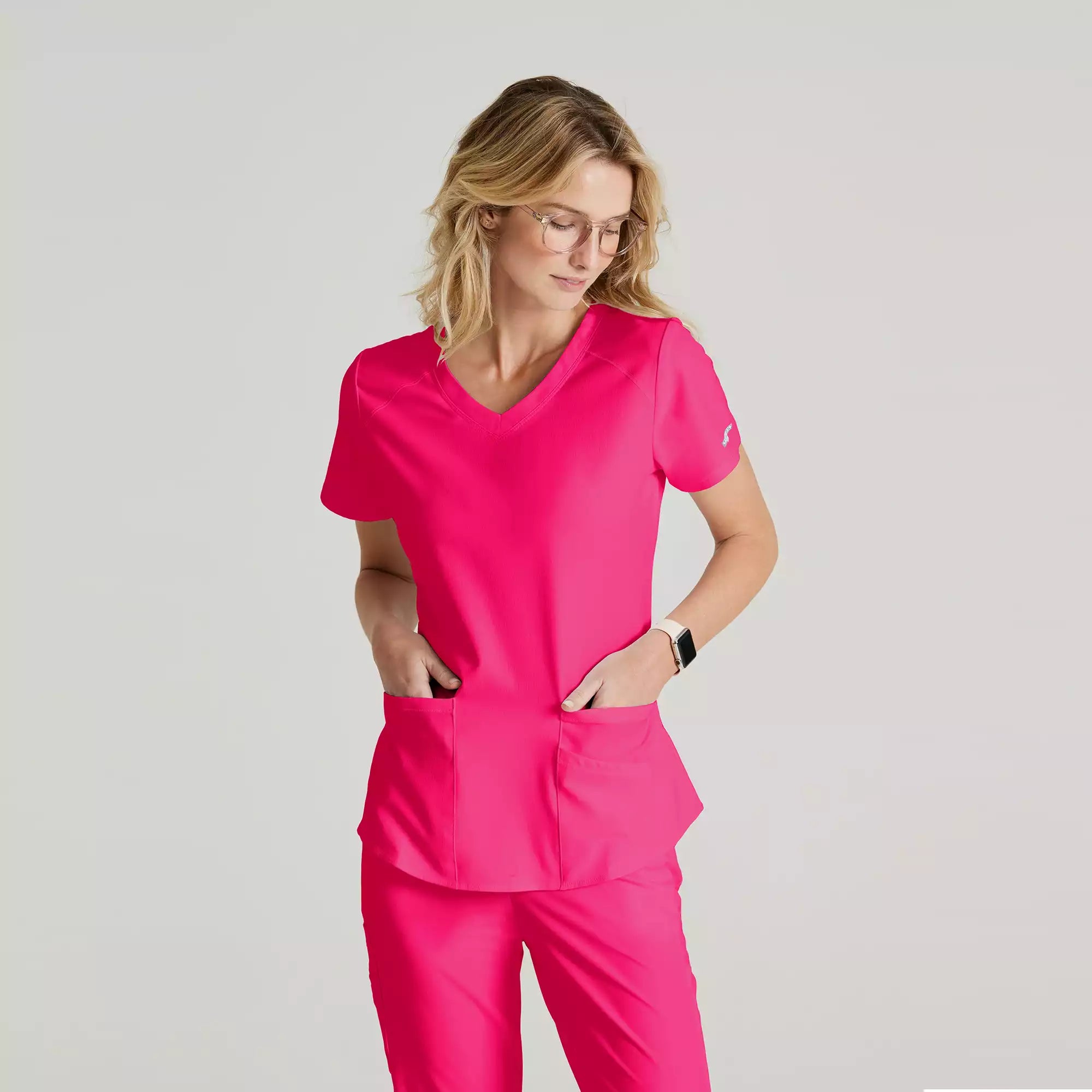 Women's Modern Fit V-Neck Scrub Top | SK101