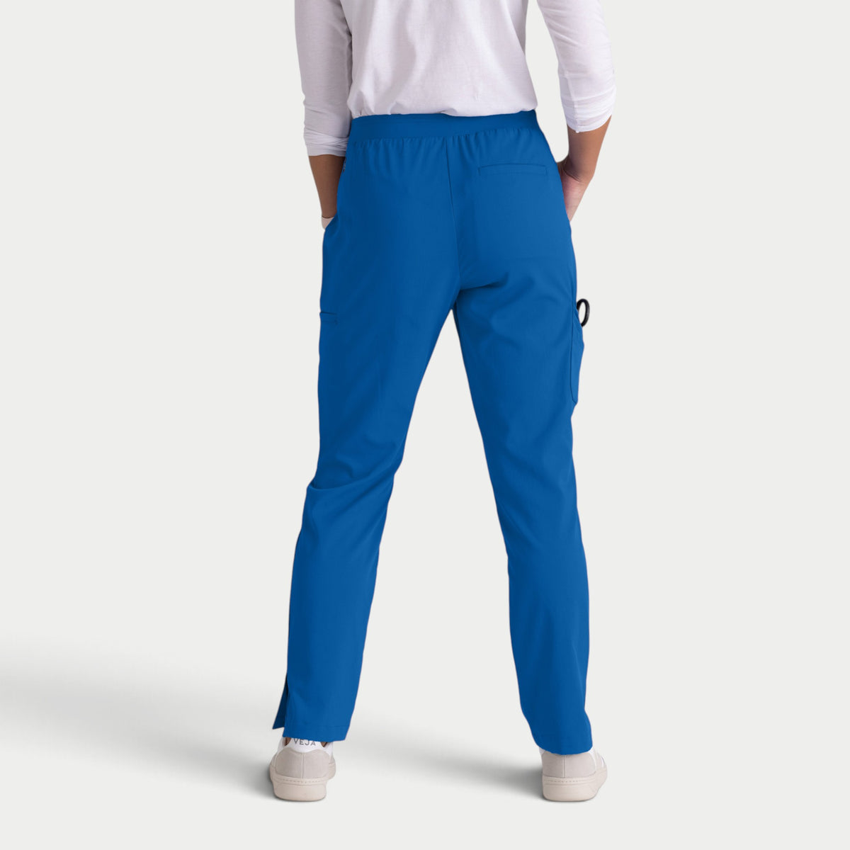 Serena 7-Pocket Mid-Rise Tapered Leg Pant | GRSP526