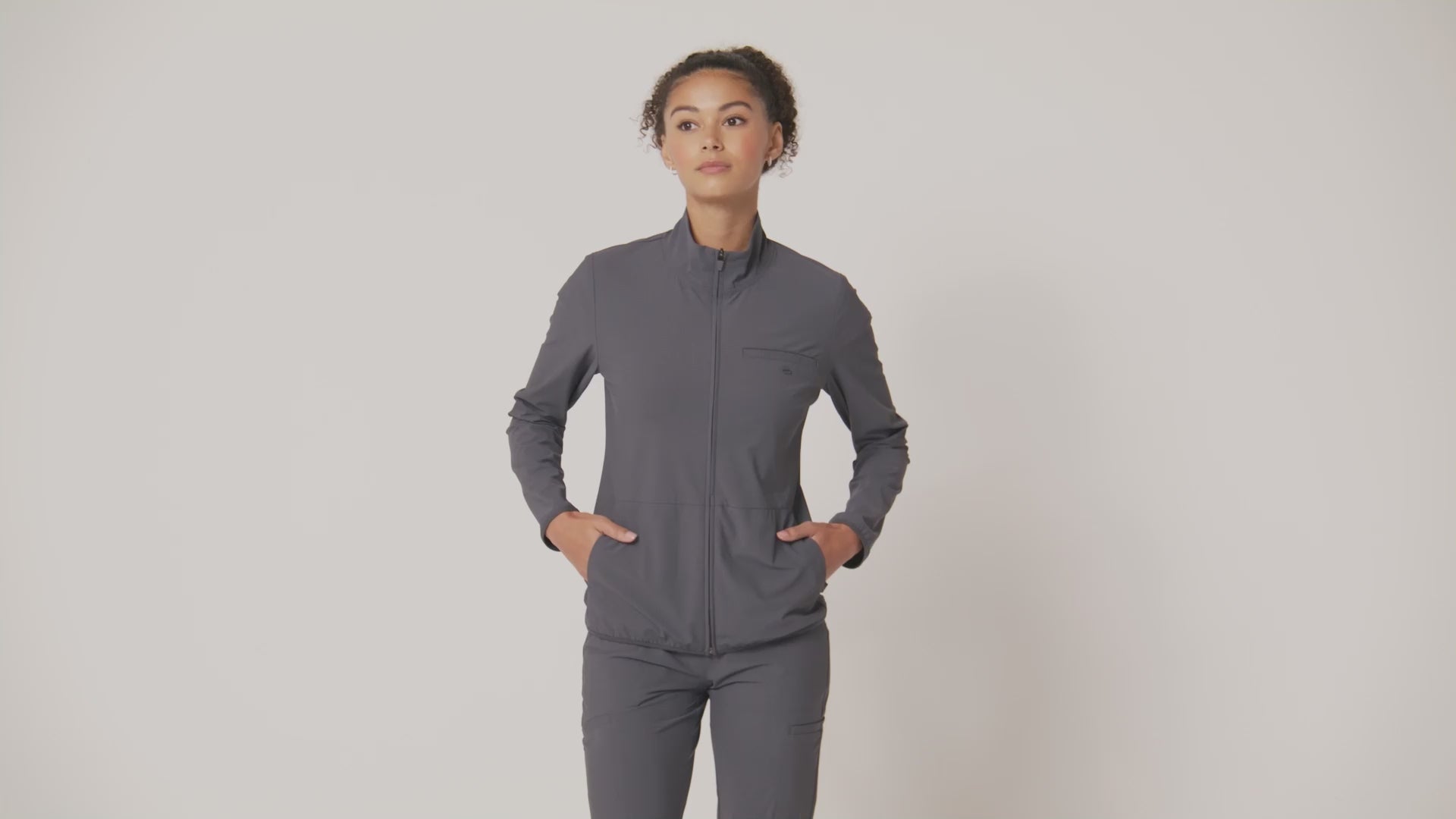 Load video: Women's 3-Pocket Warm-up Jacket | IN525A